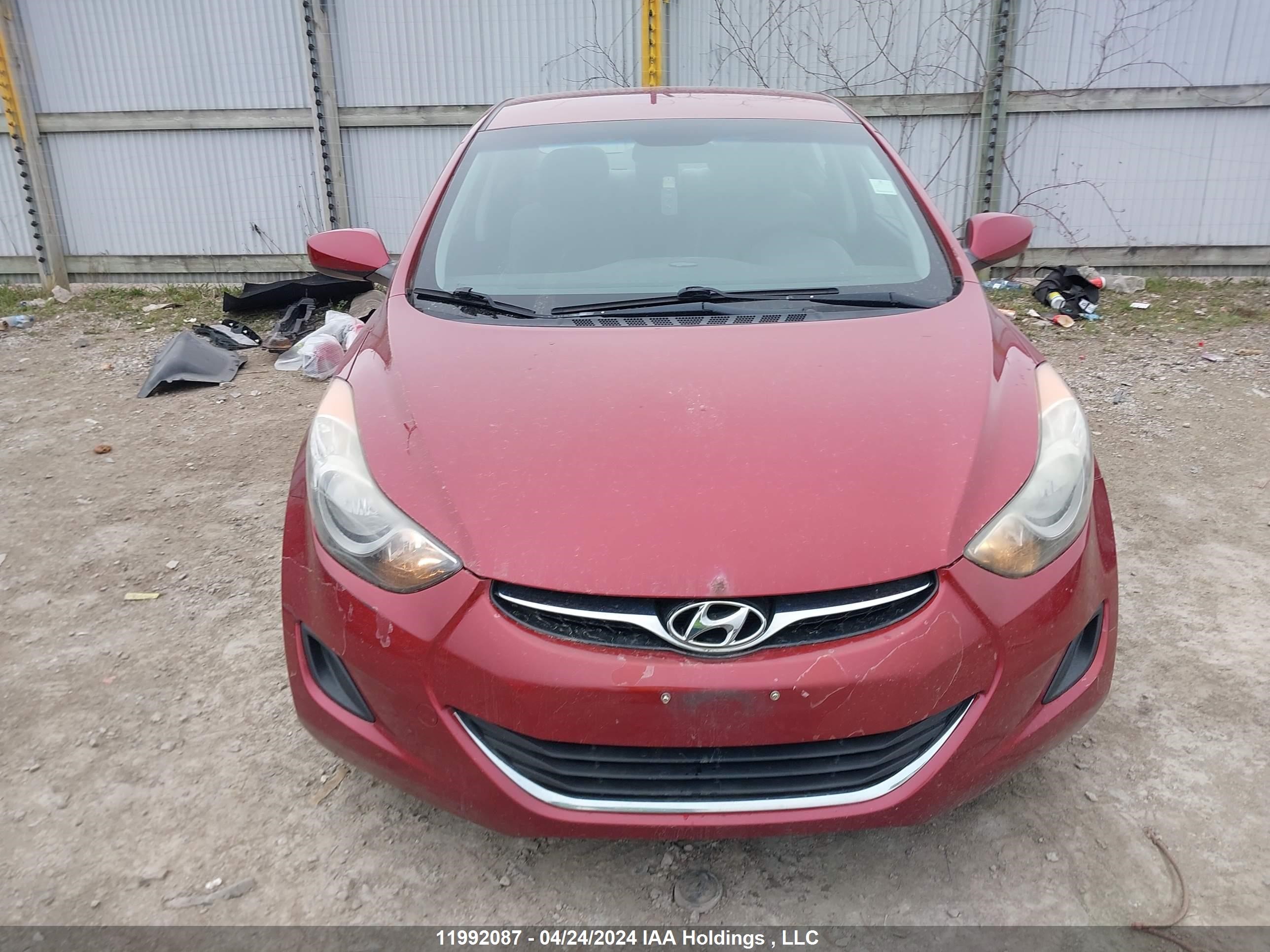 Photo 12 VIN: 5NPDH4AE1DH282704 - HYUNDAI ELANTRA 