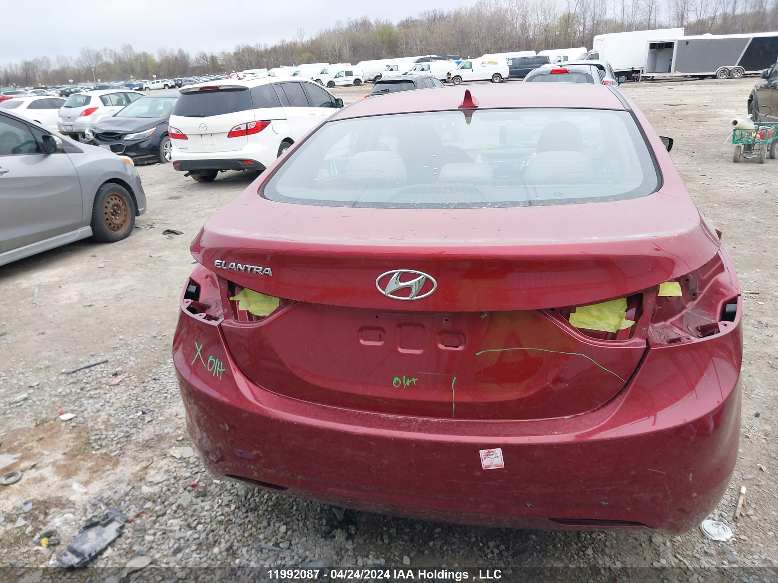 Photo 16 VIN: 5NPDH4AE1DH282704 - HYUNDAI ELANTRA 