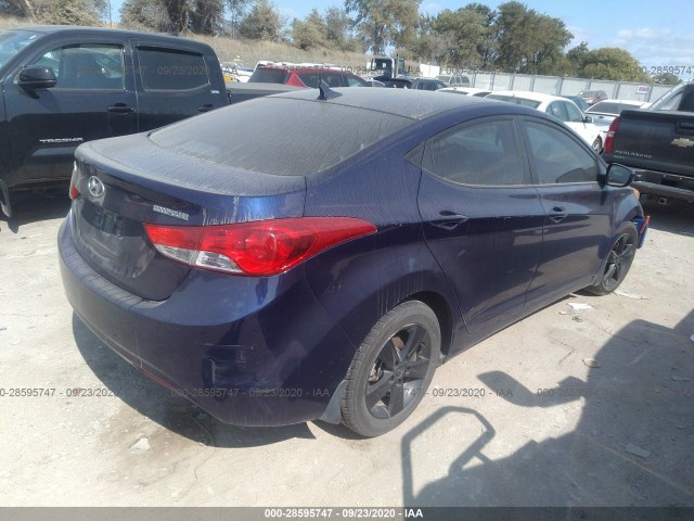 Photo 3 VIN: 5NPDH4AE1DH284694 - HYUNDAI ELANTRA 