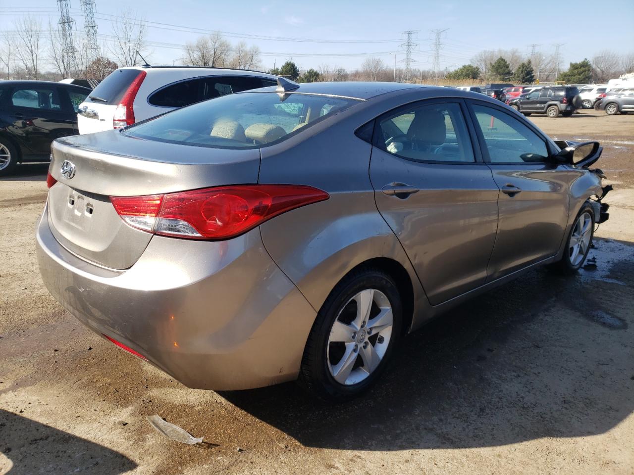 Photo 2 VIN: 5NPDH4AE1DH292911 - HYUNDAI ELANTRA 