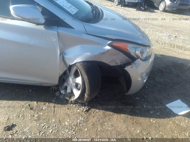 Photo 5 VIN: 5NPDH4AE1DH299163 - HYUNDAI ELANTRA 