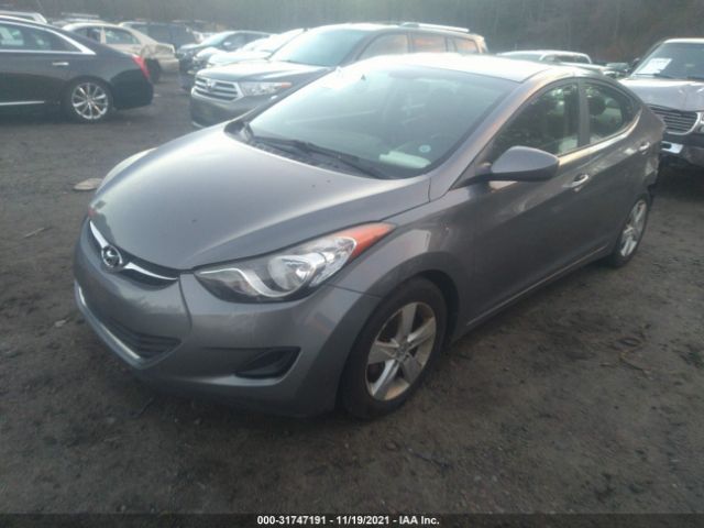 Photo 1 VIN: 5NPDH4AE1DH304670 - HYUNDAI ELANTRA 