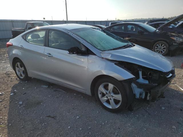 Photo 3 VIN: 5NPDH4AE1DH313854 - HYUNDAI ELANTRA 