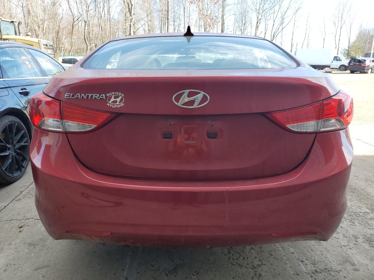 Photo 5 VIN: 5NPDH4AE1DH315992 - HYUNDAI ELANTRA 