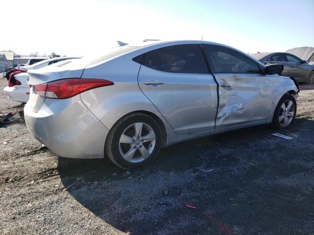 Photo 2 VIN: 5NPDH4AE1DH318729 - HYUNDAI ELANTRA 