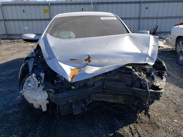 Photo 4 VIN: 5NPDH4AE1DH318729 - HYUNDAI ELANTRA 