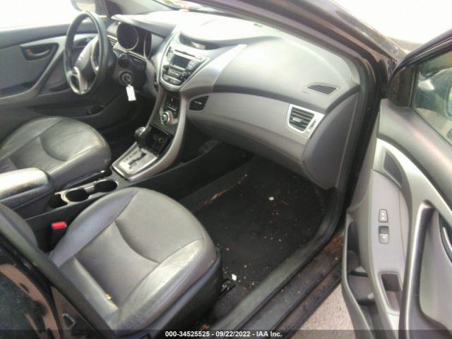 Photo 4 VIN: 5NPDH4AE1DH323896 - HYUNDAI ELANTRA 