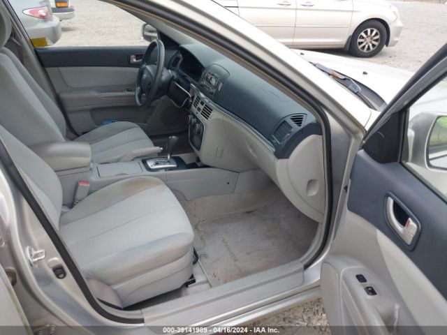 Photo 4 VIN: 5NPDH4AE1DH328869 - HYUNDAI ELANTRA 