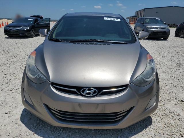 Photo 4 VIN: 5NPDH4AE1DH330735 - HYUNDAI ELANTRA 