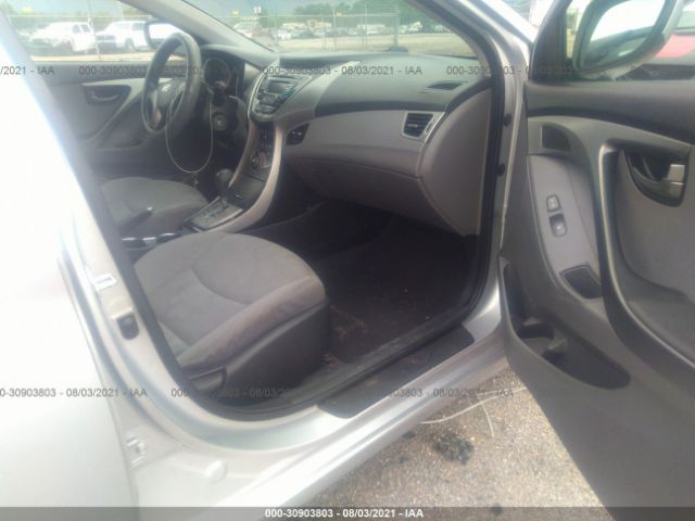 Photo 4 VIN: 5NPDH4AE1DH347275 - HYUNDAI ELANTRA 