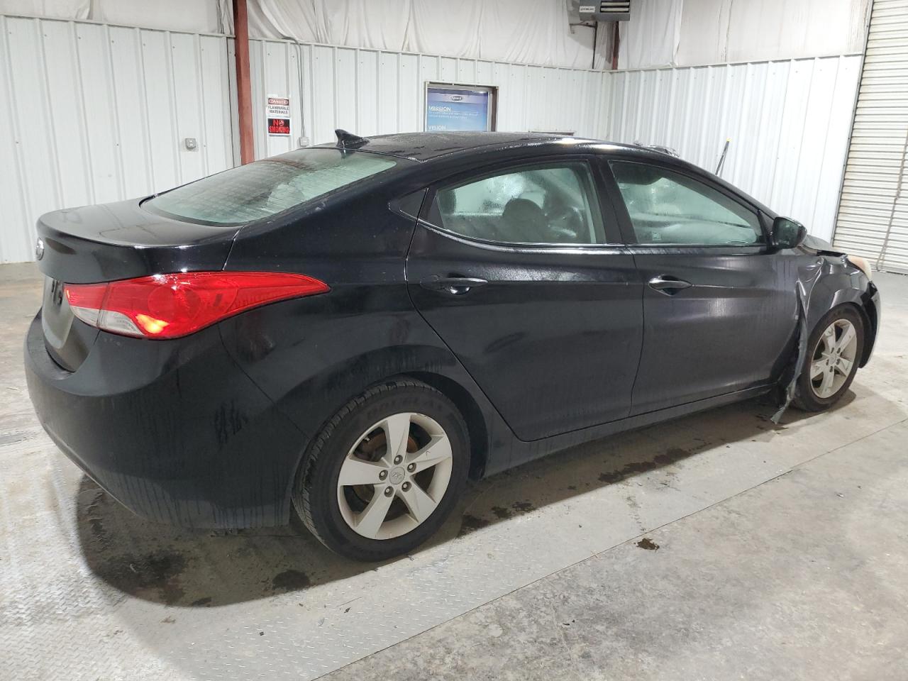 Photo 2 VIN: 5NPDH4AE1DH354436 - HYUNDAI ELANTRA 