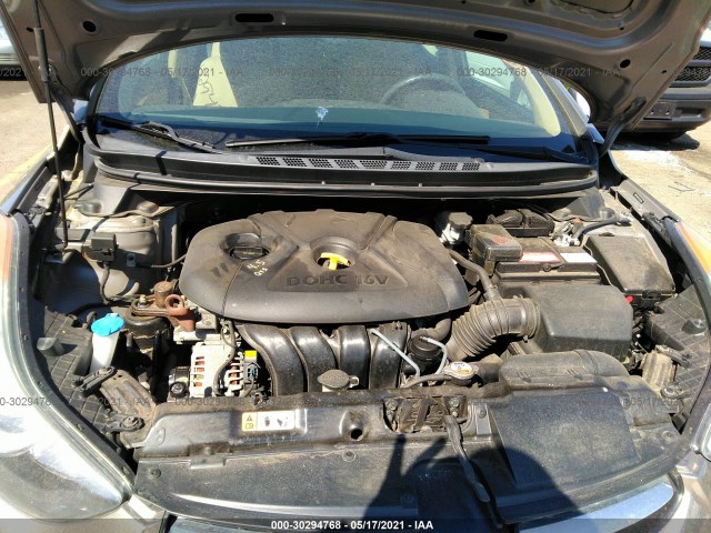 Photo 9 VIN: 5NPDH4AE1DH355585 - HYUNDAI ELANTRA 