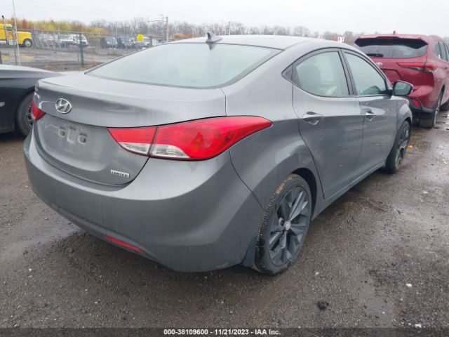 Photo 3 VIN: 5NPDH4AE1DH373939 - HYUNDAI ELANTRA 