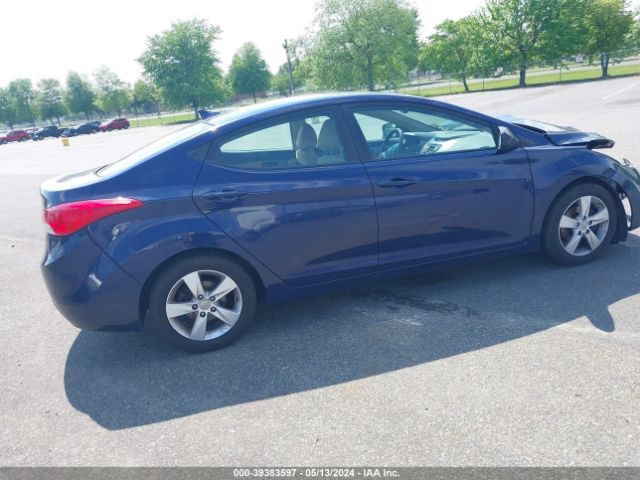 Photo 3 VIN: 5NPDH4AE1DH374069 - HYUNDAI ELANTRA 