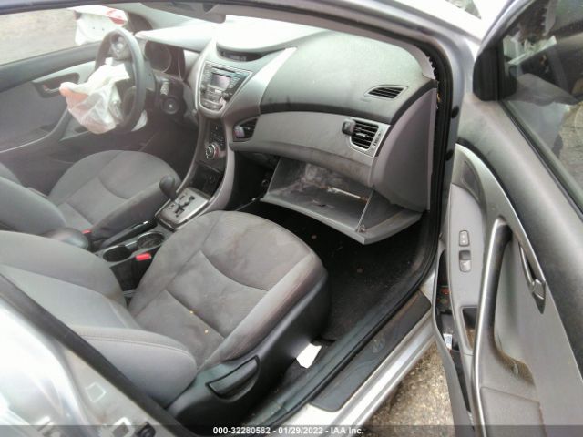 Photo 4 VIN: 5NPDH4AE1DH381829 - HYUNDAI ELANTRA 