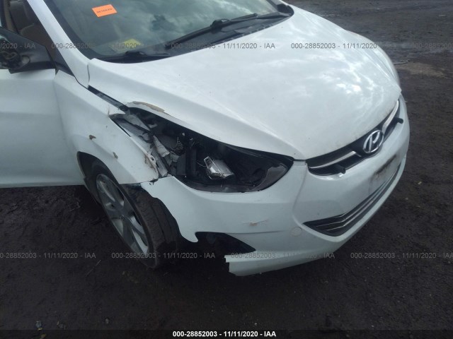 Photo 5 VIN: 5NPDH4AE1DH385458 - HYUNDAI ELANTRA 