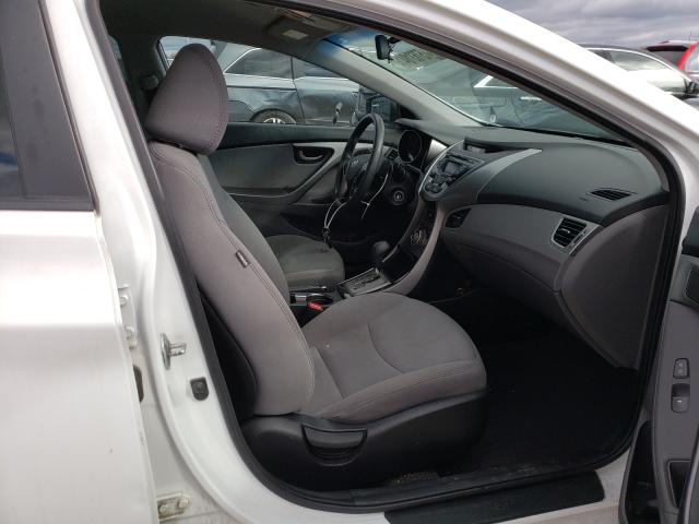 Photo 4 VIN: 5NPDH4AE1DH407720 - HYUNDAI ELANTRA GL 