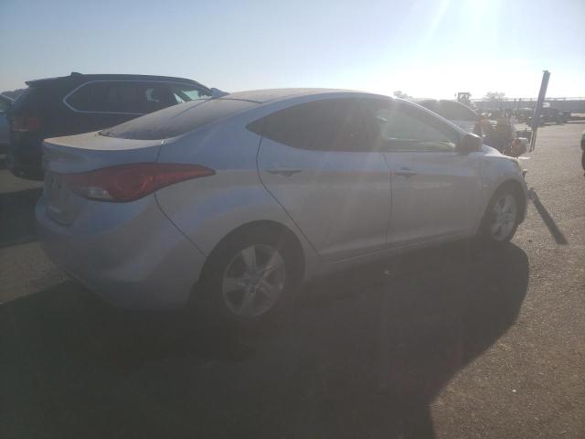 Photo 2 VIN: 5NPDH4AE1DH411363 - HYUNDAI ELANTRA 