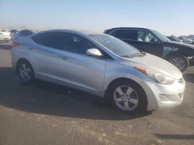 Photo 3 VIN: 5NPDH4AE1DH411363 - HYUNDAI ELANTRA 