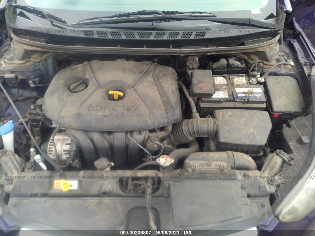 Photo 9 VIN: 5NPDH4AE1DH426641 - HYUNDAI ELANTRA 