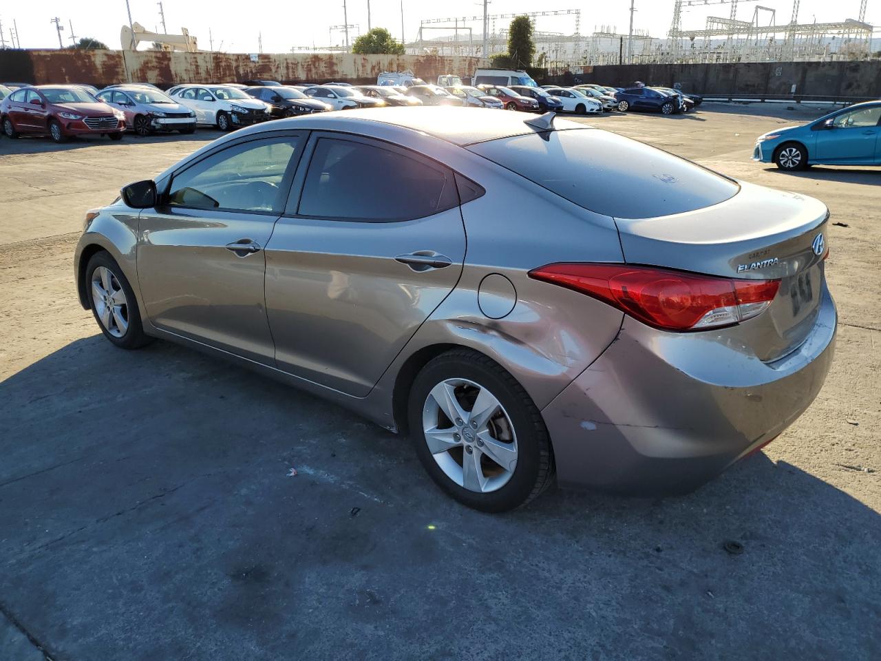 Photo 1 VIN: 5NPDH4AE1DH438840 - HYUNDAI ELANTRA 