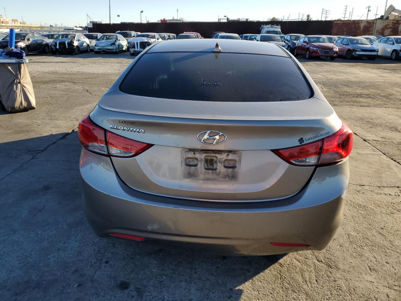 Photo 5 VIN: 5NPDH4AE1DH438840 - HYUNDAI ELANTRA 