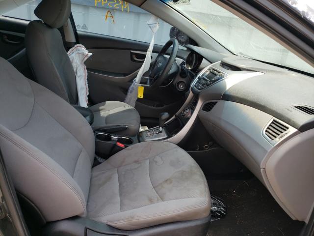 Photo 4 VIN: 5NPDH4AE1DH440636 - HYUNDAI ELANTRA GL 