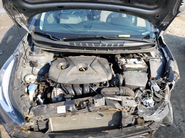 Photo 6 VIN: 5NPDH4AE1EH472116 - HYUNDAI ELANTRA SE 