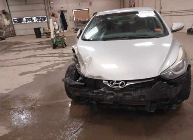 Photo 5 VIN: 5NPDH4AE1EH476375 - HYUNDAI ELANTRA 