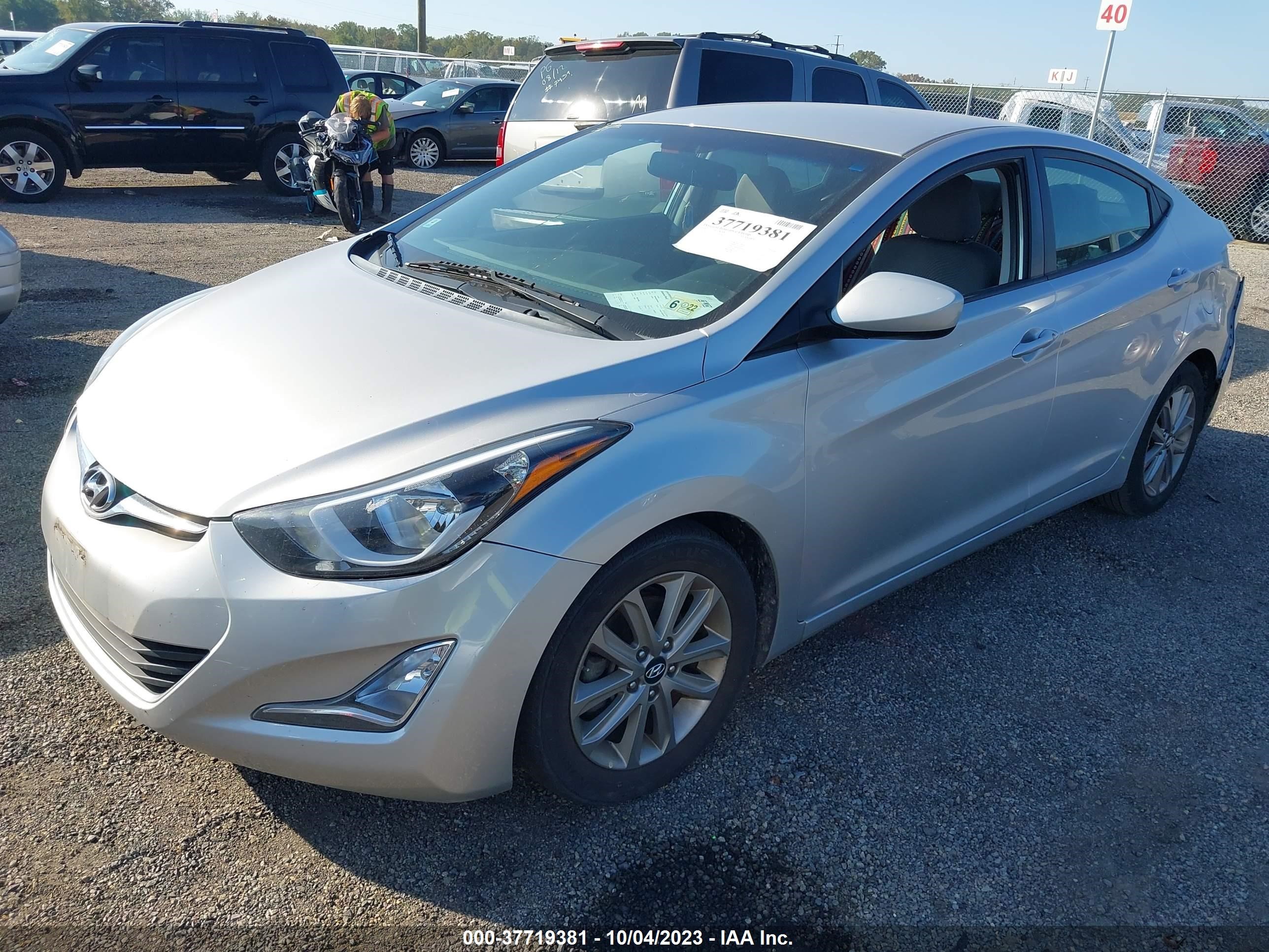 Photo 1 VIN: 5NPDH4AE1EH484587 - HYUNDAI ELANTRA 