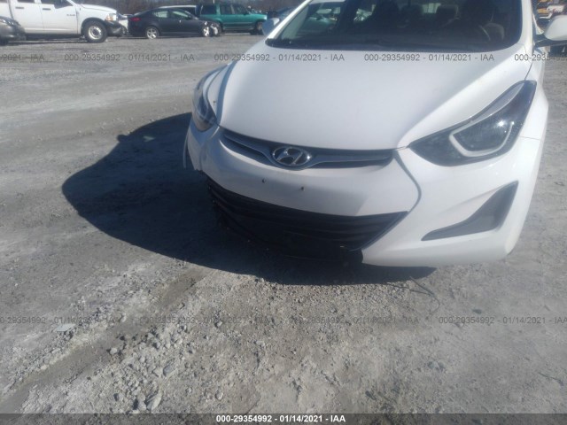 Photo 5 VIN: 5NPDH4AE1EH487621 - HYUNDAI ELANTRA 