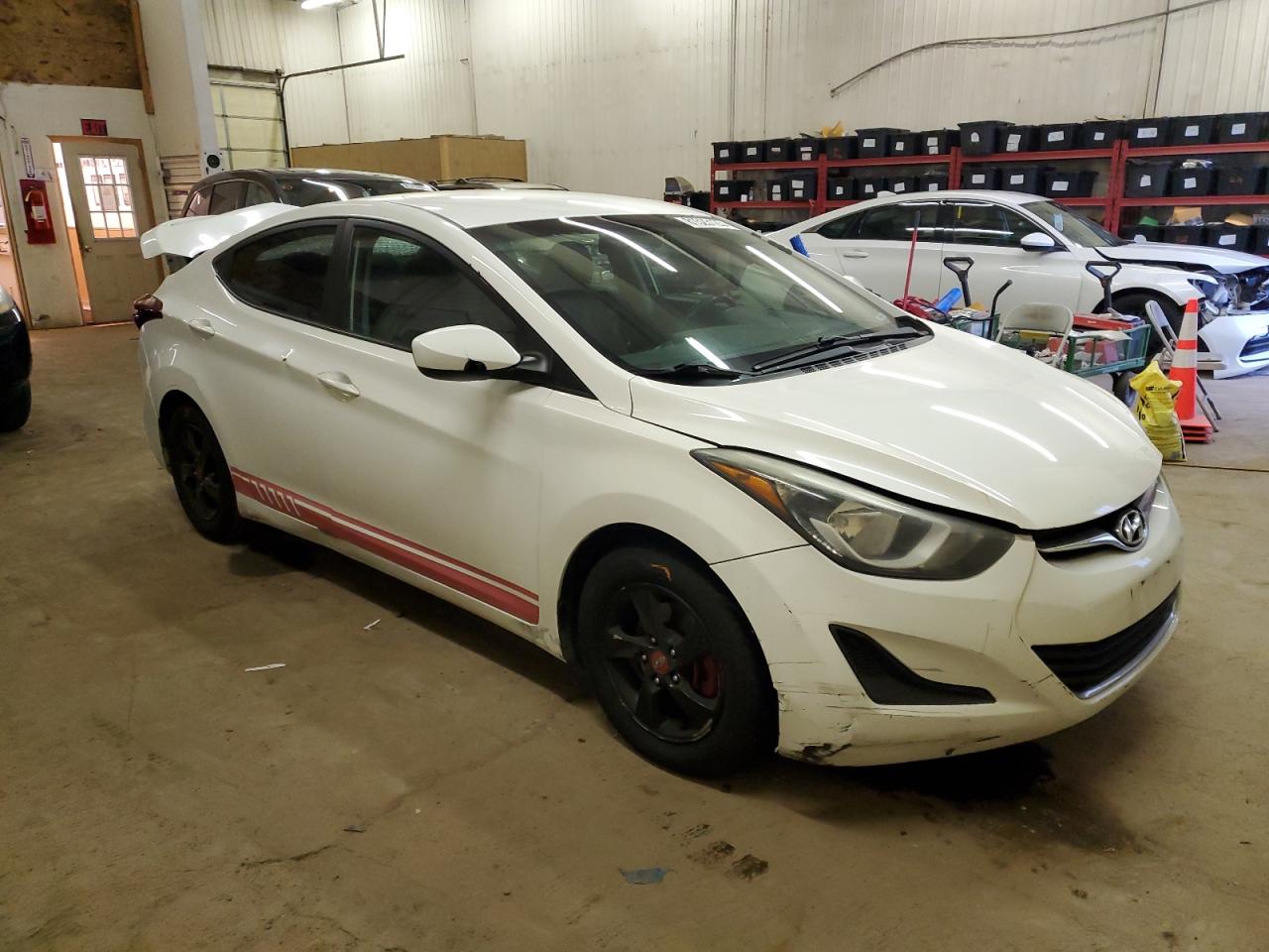 Photo 3 VIN: 5NPDH4AE1EH524263 - HYUNDAI ELANTRA SE 