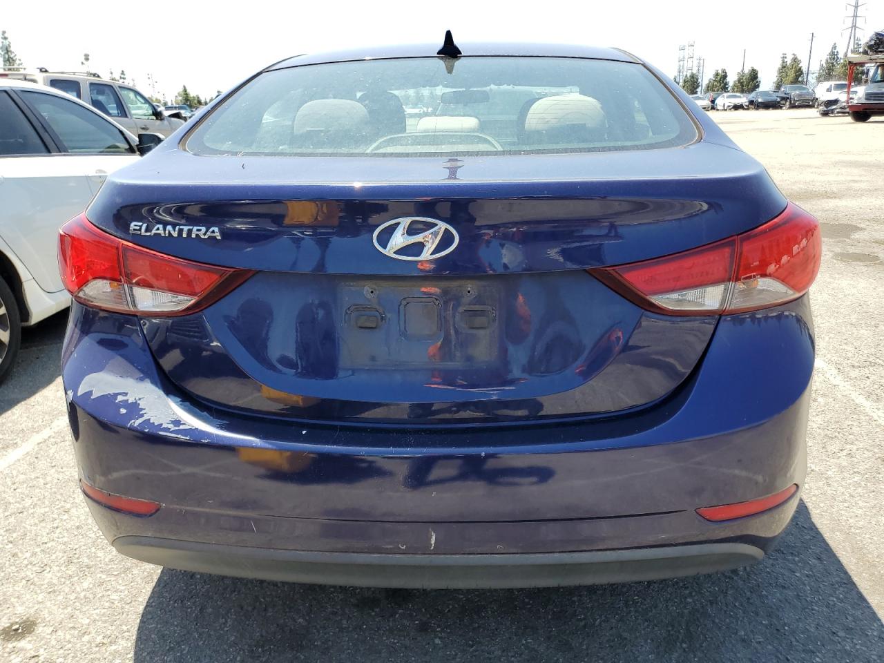 Photo 5 VIN: 5NPDH4AE1EH533268 - HYUNDAI ELANTRA 