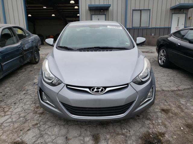 Photo 4 VIN: 5NPDH4AE1FH544501 - HYUNDAI ELANTRA SE 