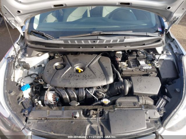 Photo 9 VIN: 5NPDH4AE1FH549875 - HYUNDAI ELANTRA 