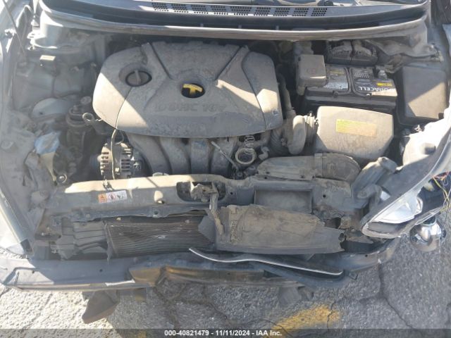 Photo 9 VIN: 5NPDH4AE1FH556132 - HYUNDAI ELANTRA 