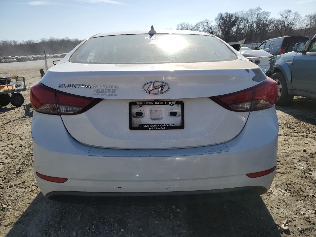 Photo 5 VIN: 5NPDH4AE1FH556194 - HYUNDAI ELANTRA 