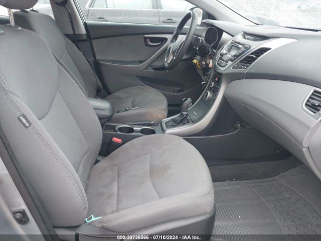 Photo 4 VIN: 5NPDH4AE1FH564098 - HYUNDAI ELANTRA 