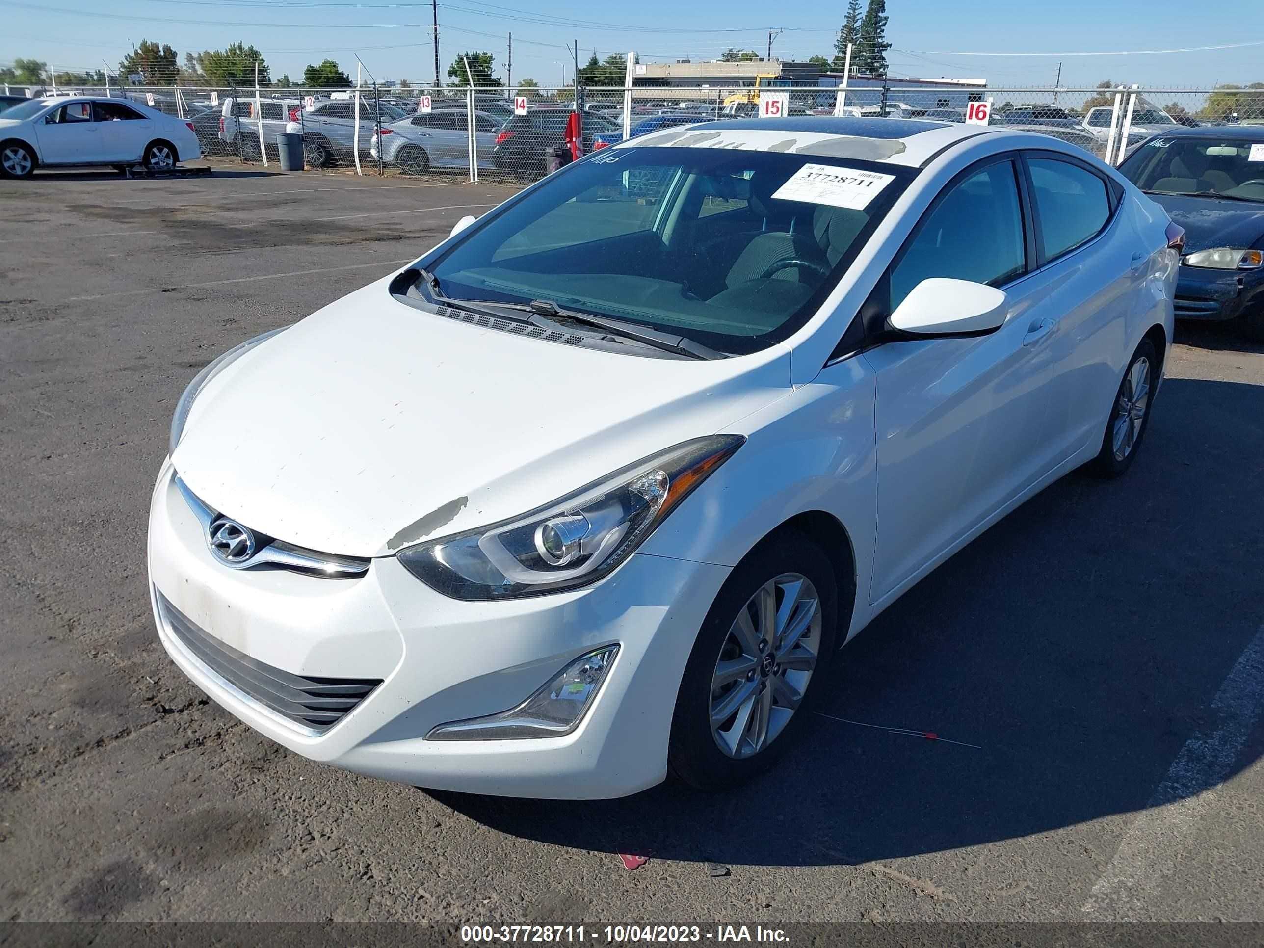 Photo 1 VIN: 5NPDH4AE1FH570810 - HYUNDAI ELANTRA 