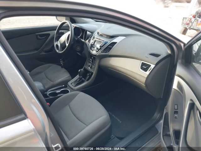 Photo 4 VIN: 5NPDH4AE1FH575960 - HYUNDAI ELANTRA 