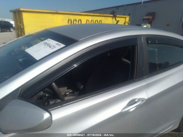 Photo 5 VIN: 5NPDH4AE1FH579748 - HYUNDAI ELANTRA 