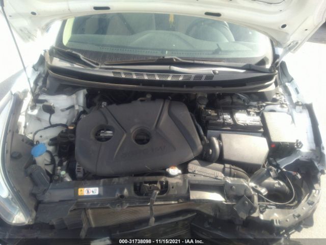 Photo 9 VIN: 5NPDH4AE1FH583783 - HYUNDAI ELANTRA 