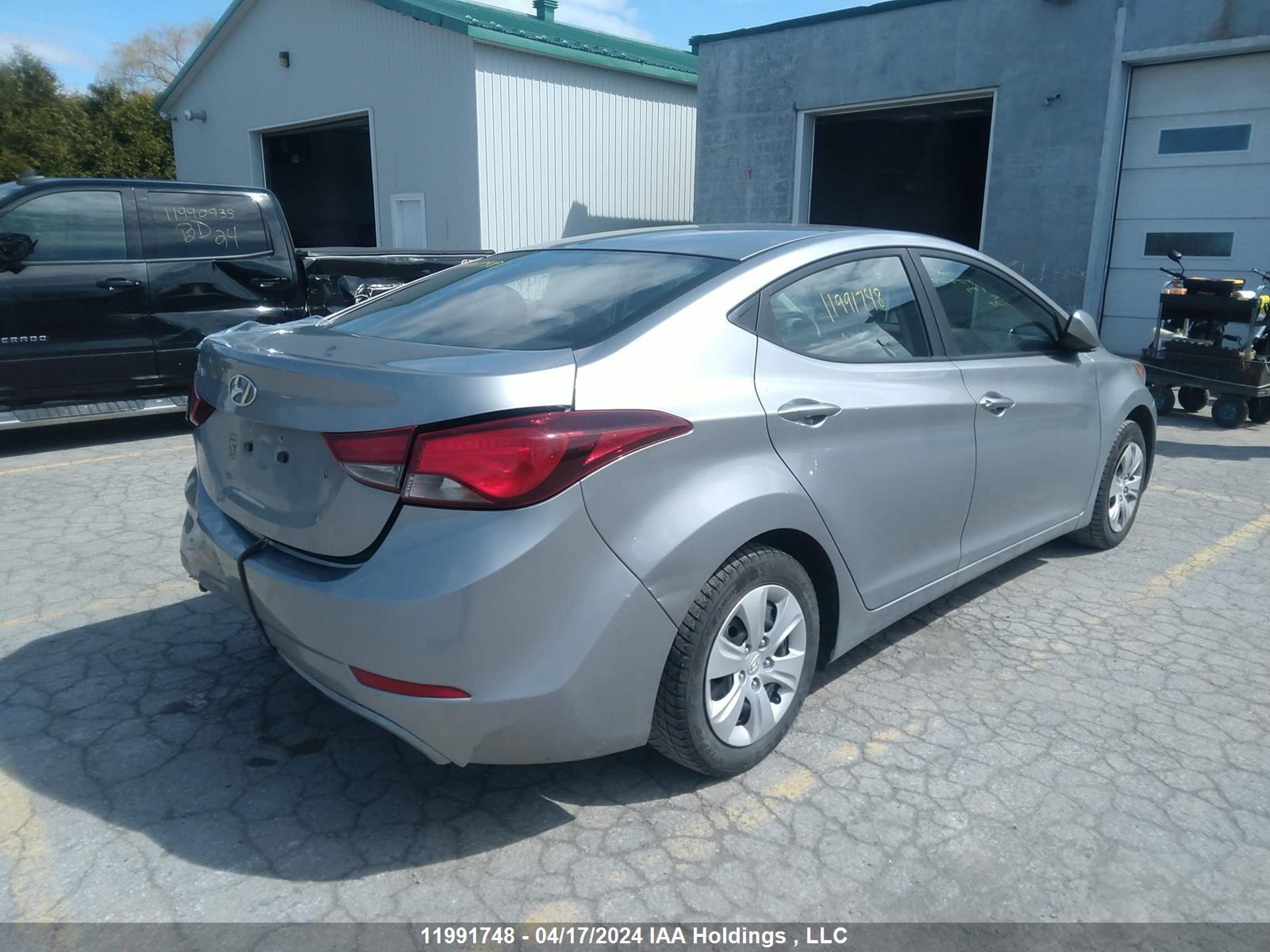 Photo 3 VIN: 5NPDH4AE1FH587929 - HYUNDAI ELANTRA 