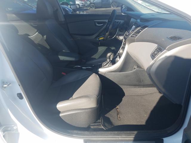 Photo 4 VIN: 5NPDH4AE1FH605880 - HYUNDAI ELANTRA SE 