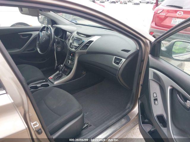 Photo 4 VIN: 5NPDH4AE1FH614272 - HYUNDAI ELANTRA 