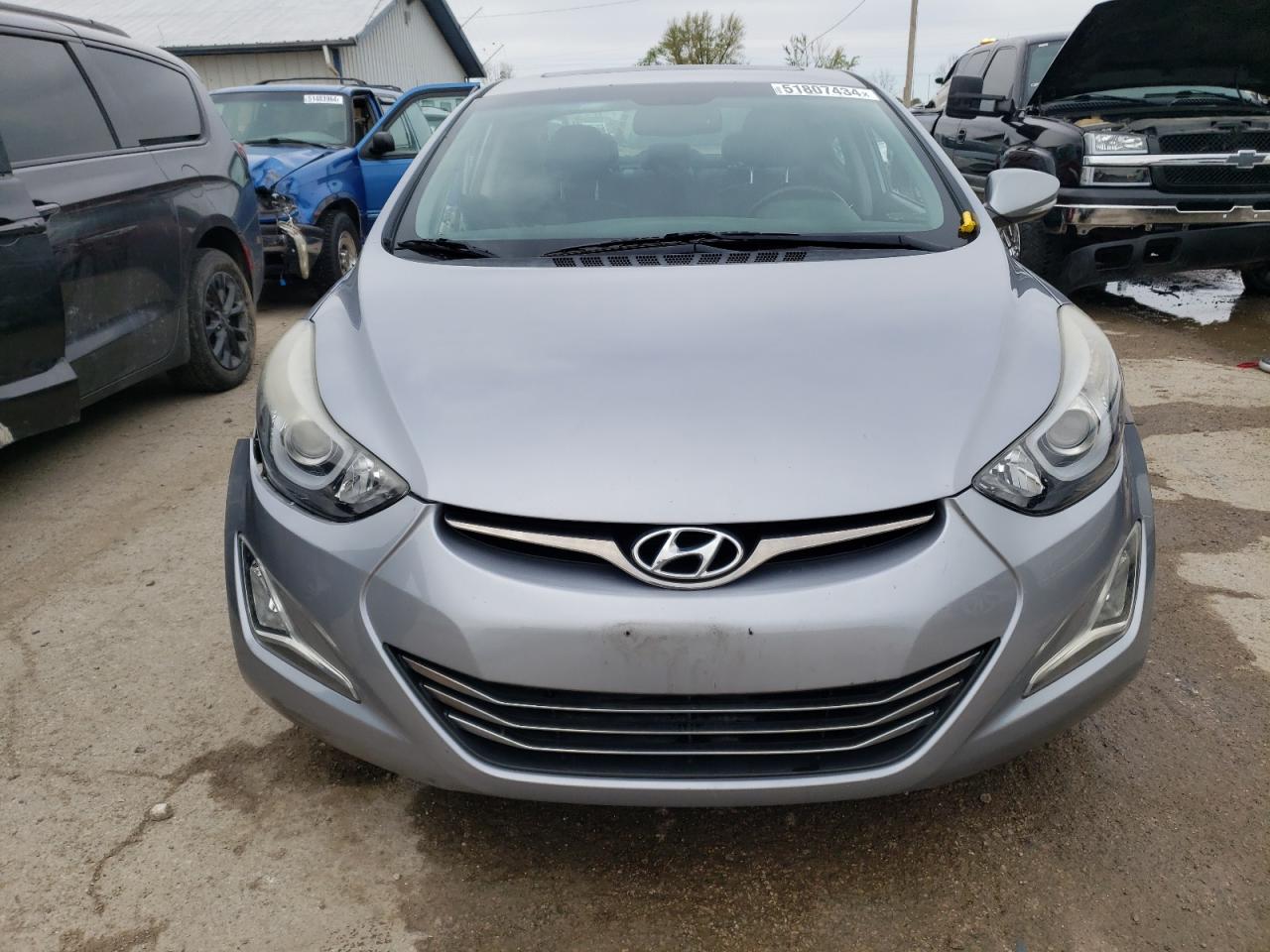 Photo 4 VIN: 5NPDH4AE1FH615437 - HYUNDAI ELANTRA 