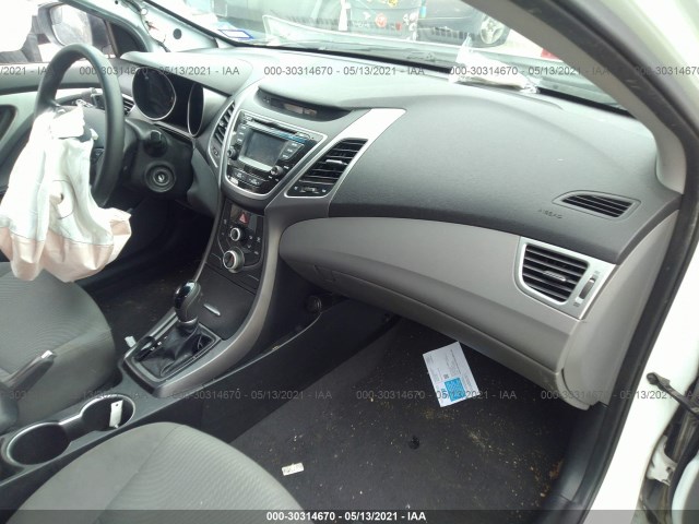 Photo 4 VIN: 5NPDH4AE1FH622212 - HYUNDAI ELANTRA 