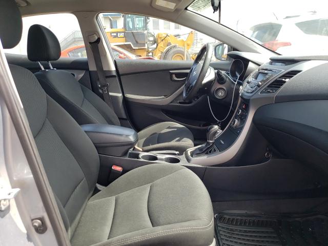 Photo 4 VIN: 5NPDH4AE1FH647966 - HYUNDAI ELANTRA SE 