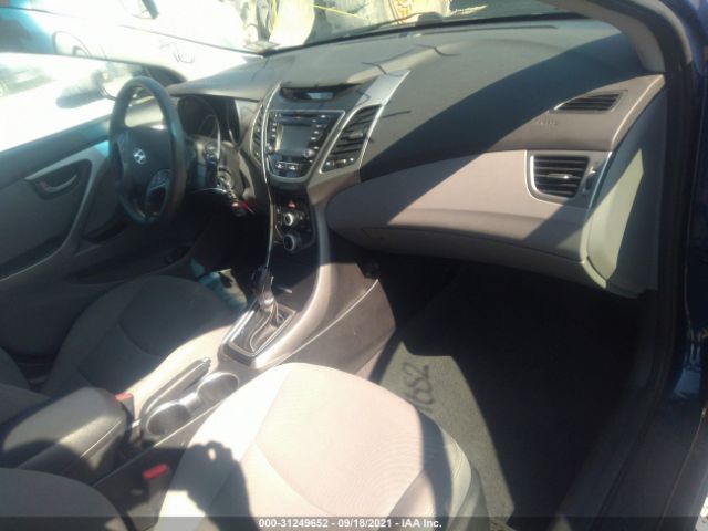 Photo 4 VIN: 5NPDH4AE1GH653901 - HYUNDAI ELANTRA 