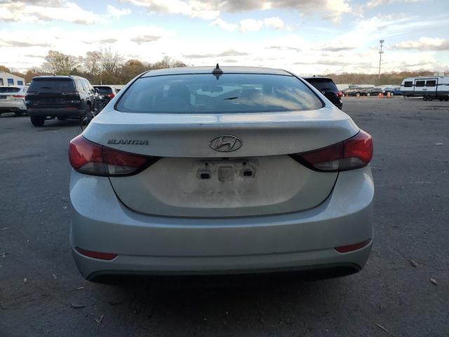 Photo 5 VIN: 5NPDH4AE1GH659617 - HYUNDAI ELANTRA SE 